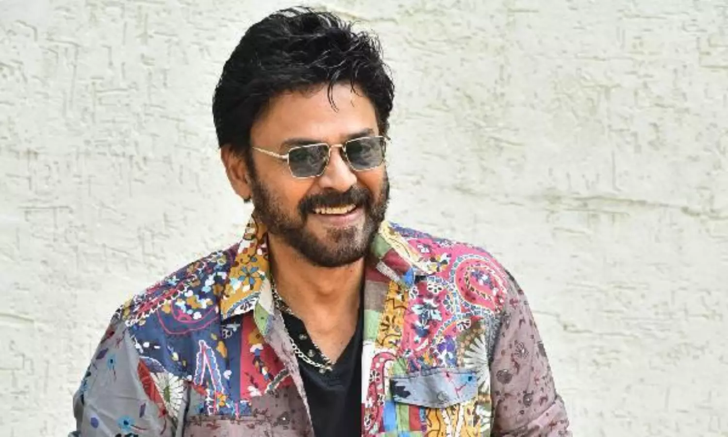 వెంకీ వెనక్కి తగ్గితే మంచి నిర్ణయమే వెంకీ వెనక్కి తగ్గితే మంచి నిర్ణయమే