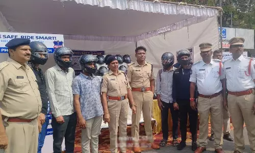 హెల్మెట్ బ్యాంక్.. మల్కాజిగిరి పోలీసుల వినూత్న ప్రయత్నం