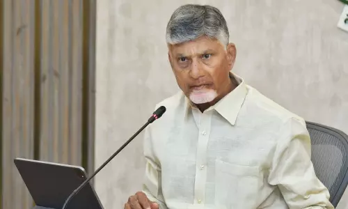 మంత్రులు గ్రౌండ్ వ‌ర్క్ చేయ‌ట్లేదు: చంద్ర‌బాబు