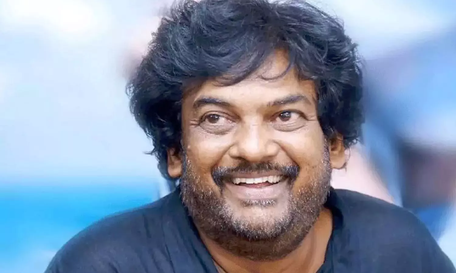 రూట్ మార్చిన పూరీ జగన్నాథ్.. ఆ హీరోలకు లైఫ్ ఇవ్వనున్నారా? రూట్ మార్చిన పూరీ జగన్నాథ్.. ఆ హీరోలకు లైఫ్ ఇవ్వనున్నారా?