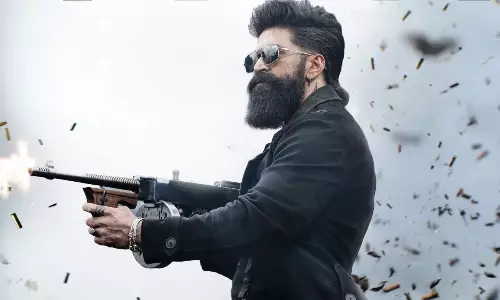 టాక్సిక్ హైప్‌కు కొత్త బెంచ్‌మార్క్? రిలీజ్‌కు ముందే కలెక్షన్ల‌పై చర్చలు