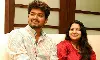 పెళ్లయిన 26 ఏళ్ల తర్వాత విడాకుల కోరిన హీరో విజయ్ భార్య.. నిజమెంత?