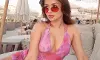 Avneet Kaur’s Bold Beachside Glam