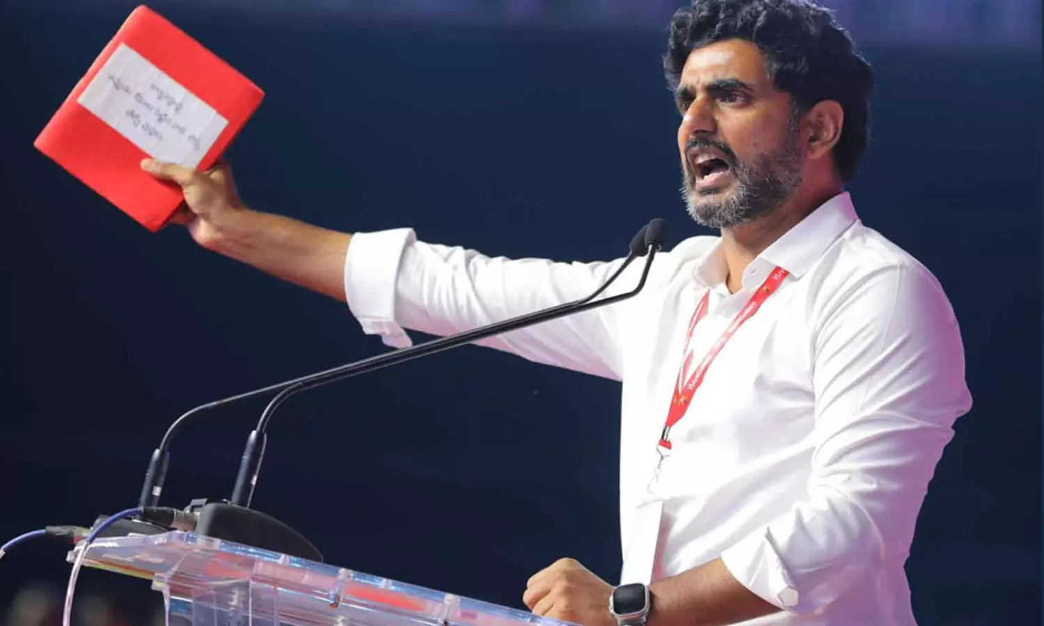 రెడ్ బుక్ లో జగన్ పేరు....లోకేష్ షాకింగ్ కామెంట్స్ రెడ్ బుక్ లో జగన్ పేరు....లోకేష్ షాకింగ్ కామెంట్స్