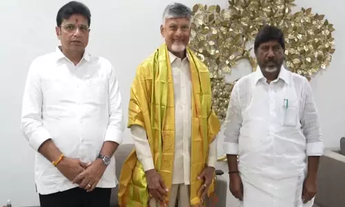 చంద్రబాబు వద్దకు తెలంగాణ మంత్రులు.. మ్యాటరేంటి? అంటే..