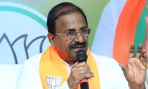 ఎమ్మెల్సీ సోము వీర్రాజుపై దూకుడు.. ముగ్గురు ఎమ్మెల్సీలకు క్లాస్!