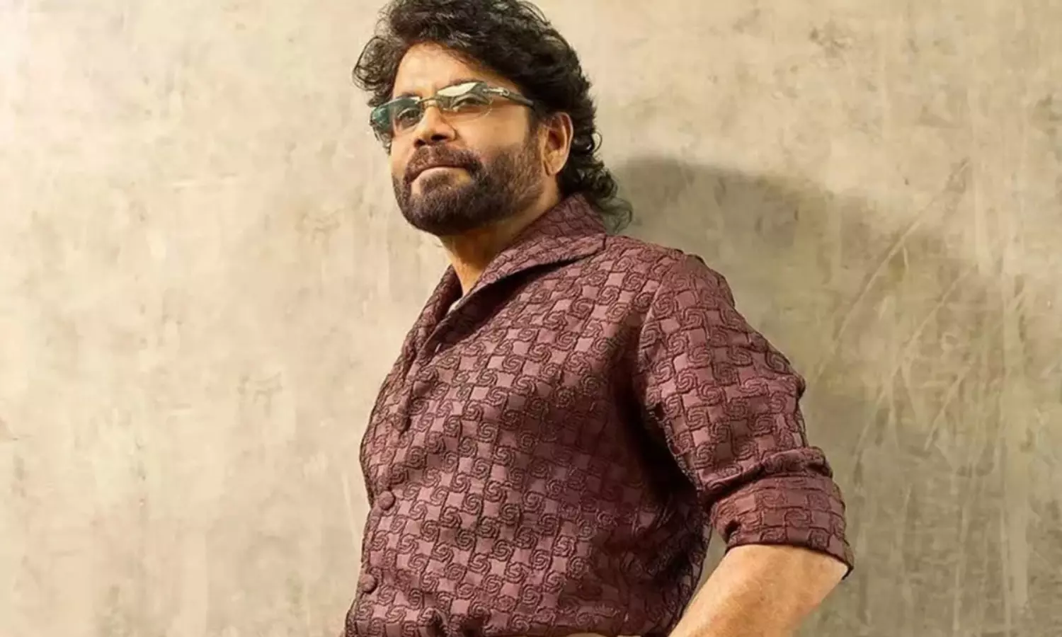 కింగ్ @100 మైసూర్ లో అందుకే ప్లాన్ చేసారా? కింగ్ @100 మైసూర్ లో అందుకే ప్లాన్ చేసారా?