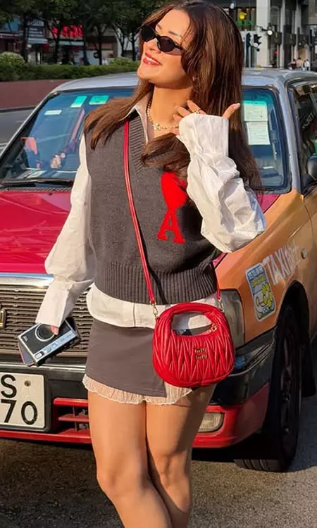 Avneet Kaur’s Chic Wanderlust Vibes