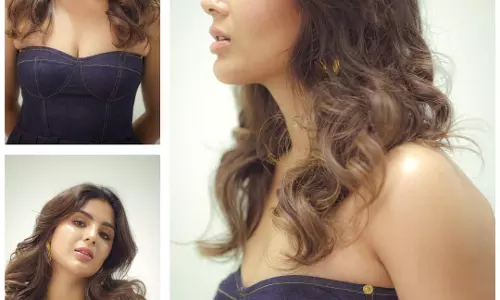 Samyuktha Menon’s Latest Glamorous Photoshoot