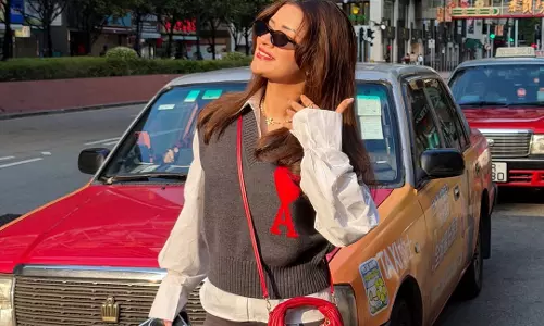 Avneet Kaur’s Chic Wanderlust Vibes