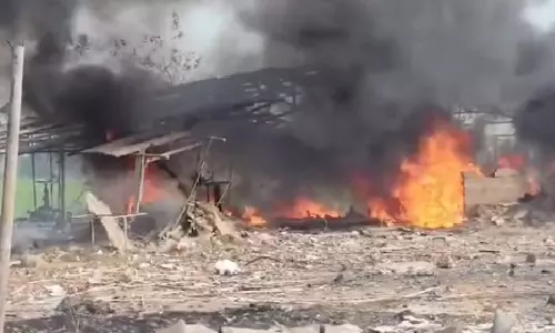 బిగ్ బ్రేకింగ్.. కాకినాడ జిల్లాలో భారీ పేలుడు.. స్పాట్ లోనే 18 మంది మృతి