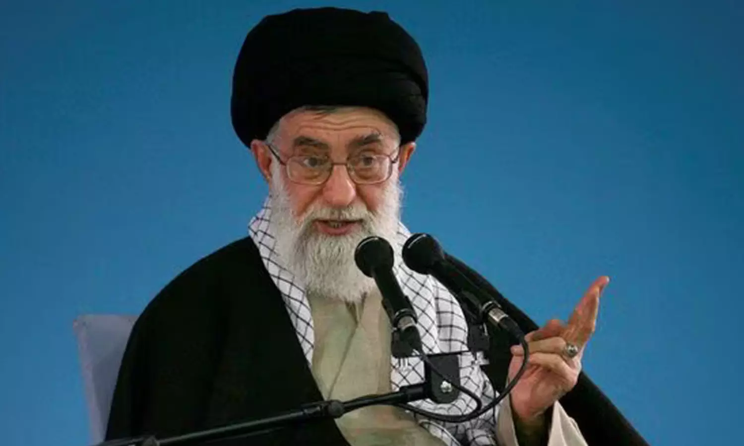 ఖమేని, కీలక ఇరాన్ నేతల హతం...ముగిసిన ఒక శకం. అసలు యుద్ధం ఎందుకొచ్చింది? ఇప్పుడు ఏం జరుగనుంది? ఖమేని, కీలక ఇరాన్ నేతల హతం...ముగిసిన ఒక శకం. అసలు యుద్ధం ఎందుకొచ్చింది? ఇప్పుడు ఏం జరుగనుంది?