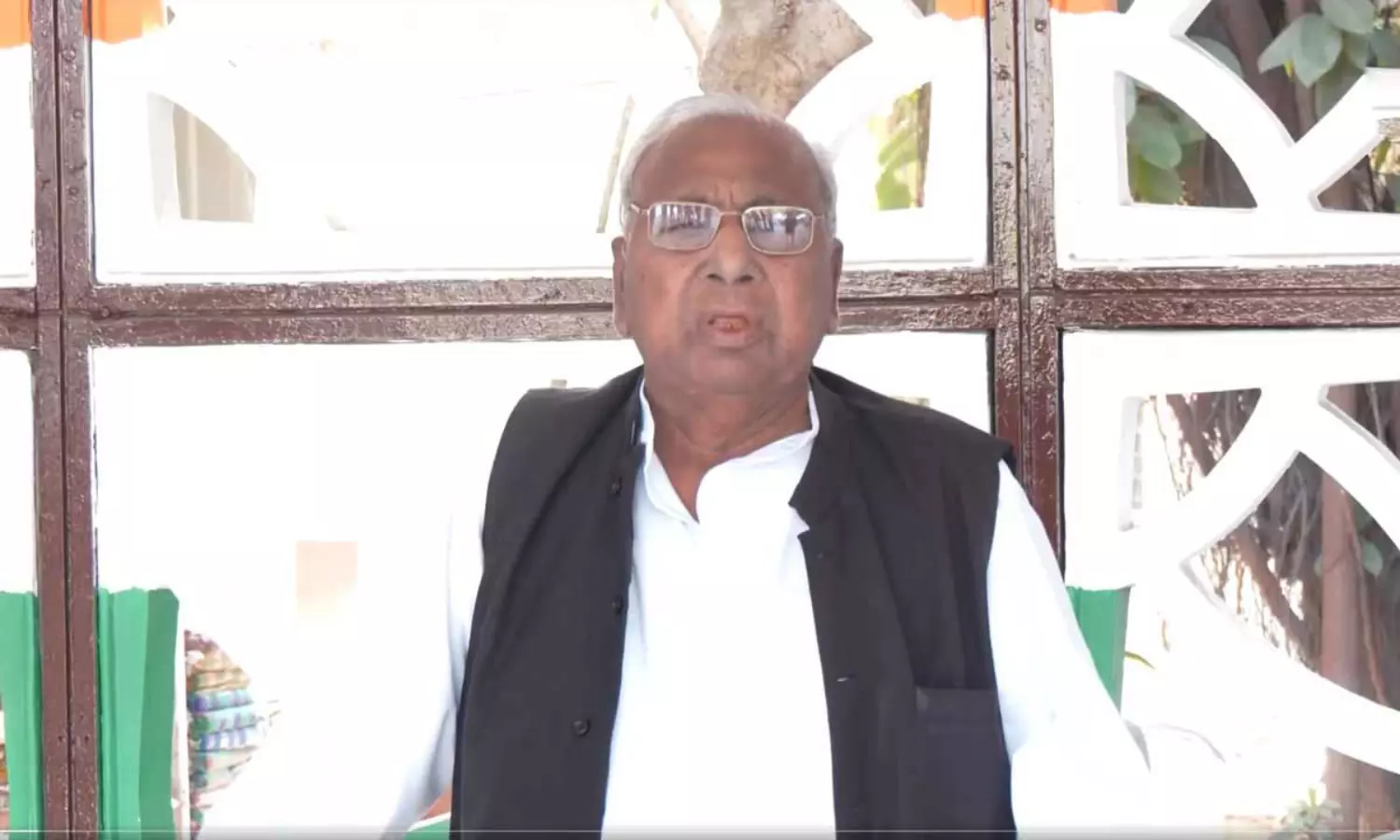 ఢిల్లీలో ప్రత్యక్షమైన హనుమంతన్న.. ఒక్క ఛాన్స్ అంటూ హడావుడి!