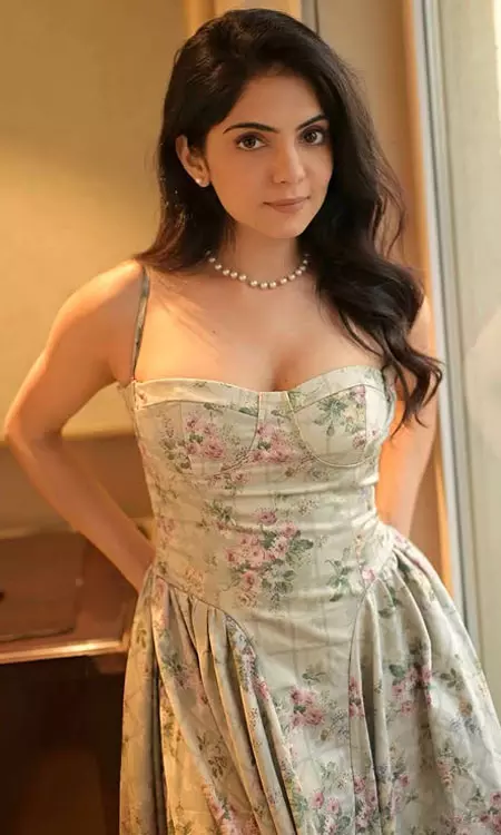 Misha Narang’s Floral Fairytale Look