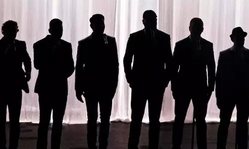 టాప్ స్టోరీ: బ్యాక్ గ్రౌండ్‌తో కాదు ప్ర‌తిభ‌తో స్టార్‌డ‌మ్