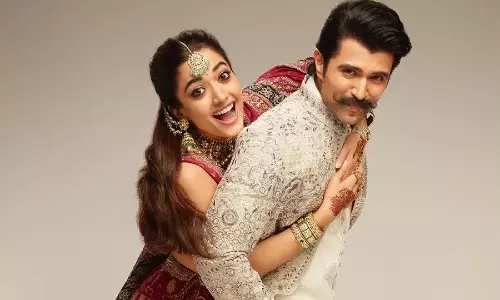 పోలీసుల ఆంక్షలు.. ఇబ్బంది పడొద్దని విరోష్ పిలుపు!