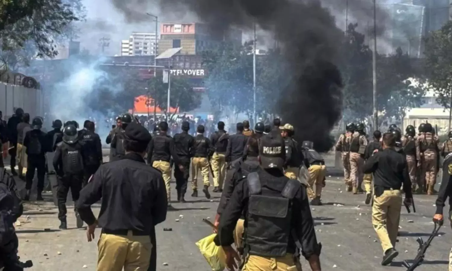 ఎంబసీపై దాడి.. పాకిస్తానీలను పాక్‌లోనే చంపేసిన అమెరికా.. రూల్స్ అలా ఉంటాయి మరి!