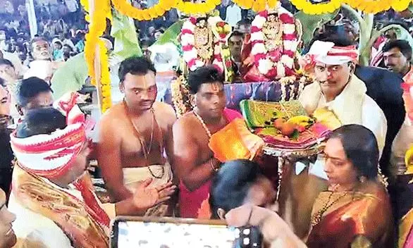 కేశినేని చిన్ని Vs కొలికపూడి.. ఈ పోరుకు ఎండింగ్ లేదా?