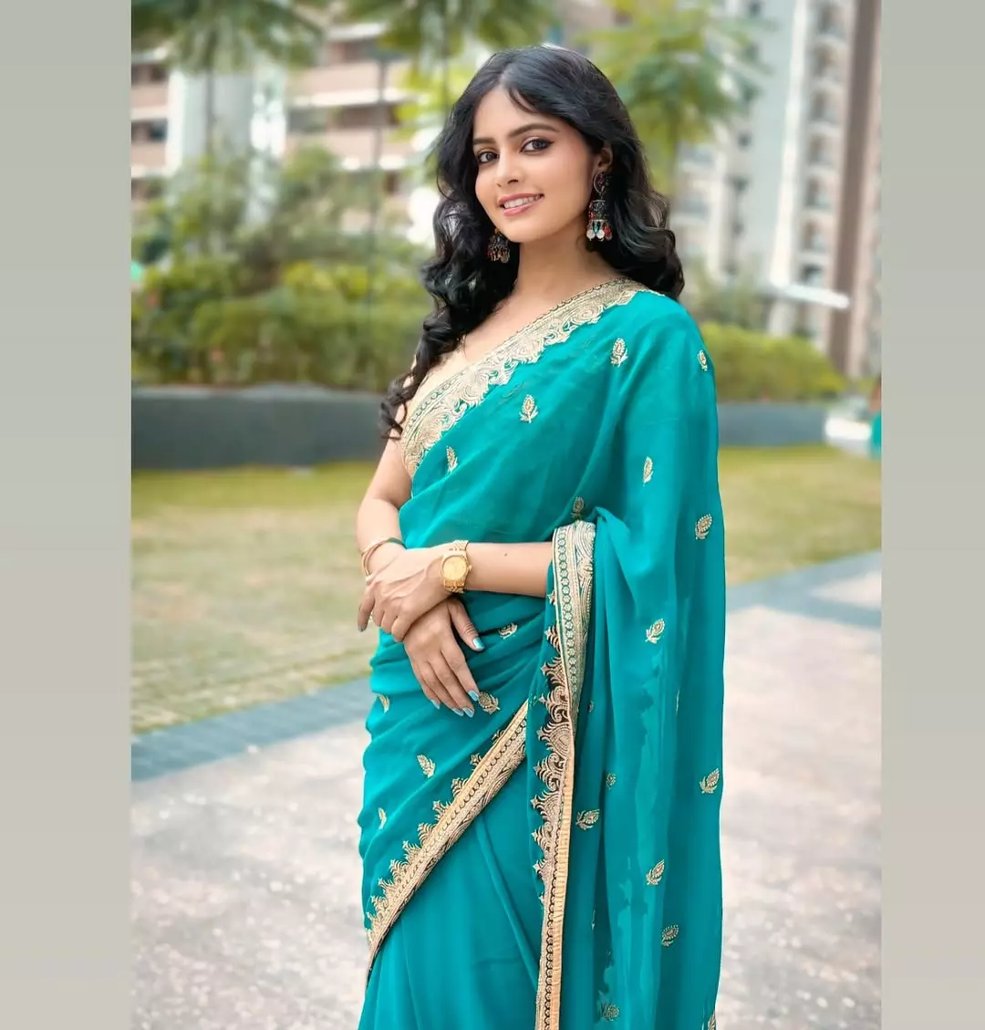Pragya Nayan Shines in Elegant Teal Saree Look
