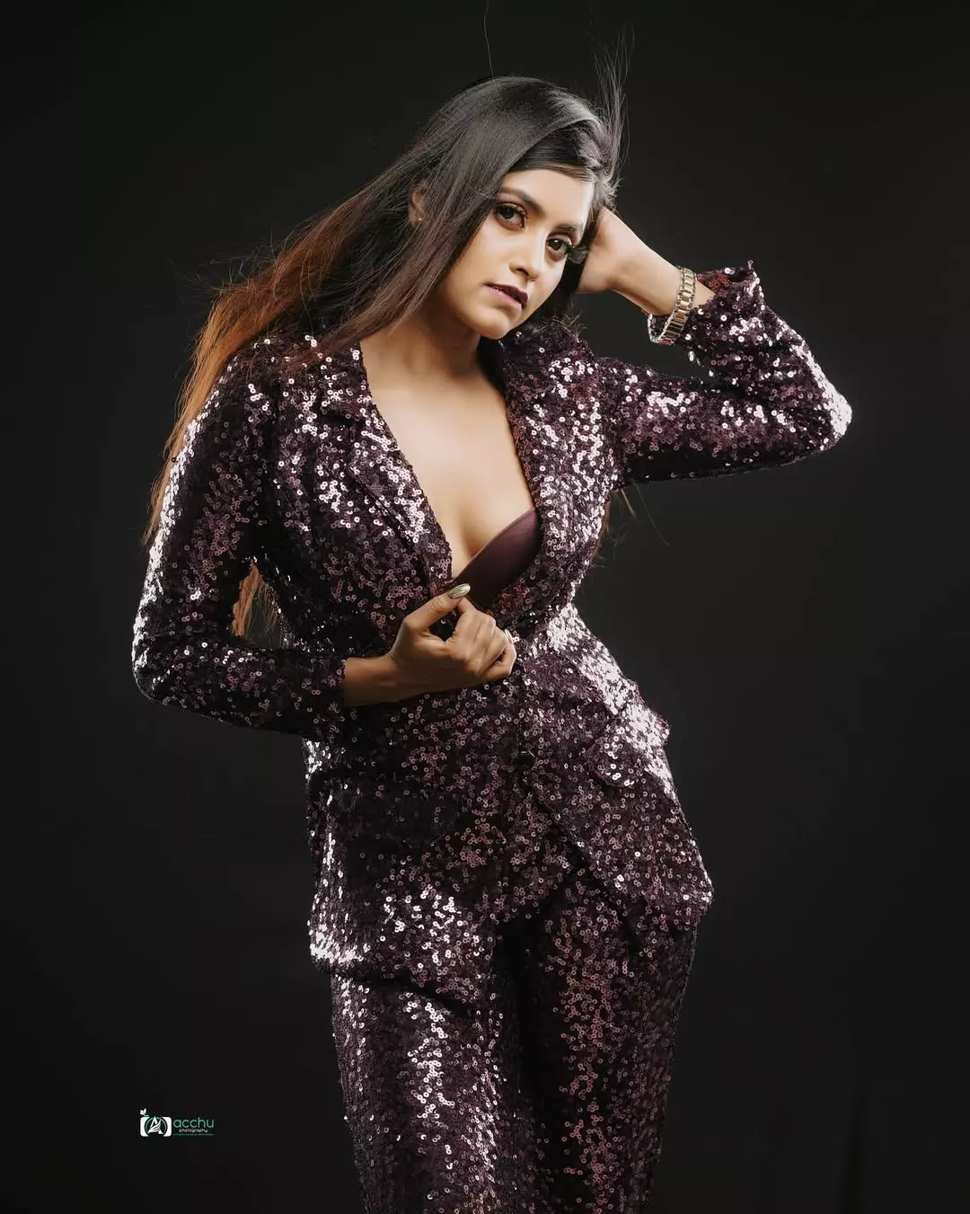 Pragya Nayan Shines in Elegant Teal Saree Look Pragya Nayan Shines in Elegant Teal Saree Look