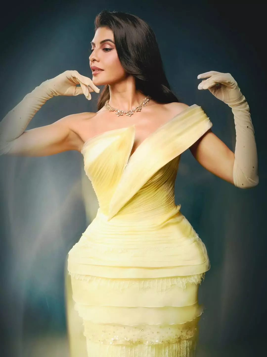 Jacqueline Fernandez Shines Bright in Butter-Yellow Couture Glory Jacqueline Fernandez Shines Bright in Butter-Yellow Couture Glory