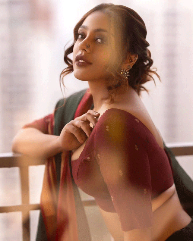 Deviyani Sharma: From Romantic to Shaitan, The Rising Star of Telugu OTT Deviyani Sharma: From Romantic to Shaitan, The Rising Star of Telugu OTT