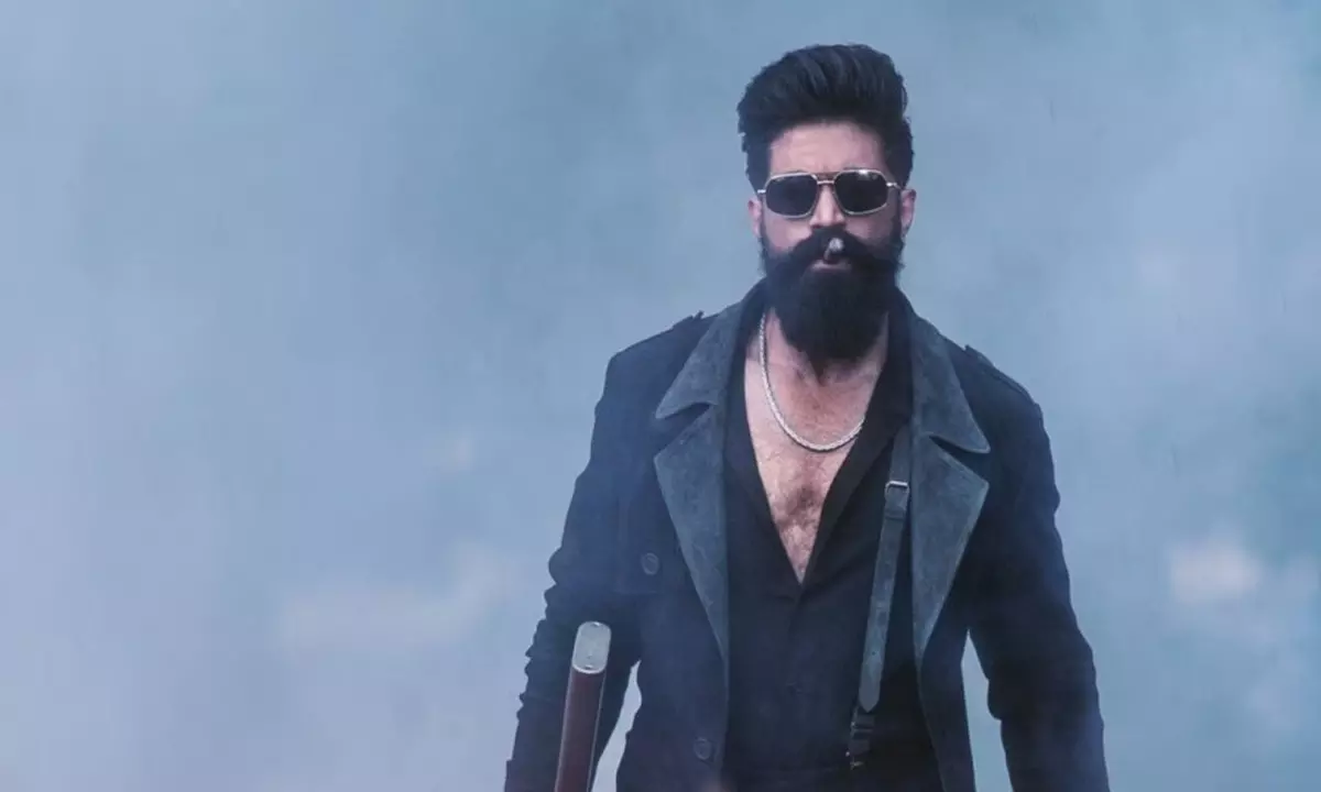 టాక్సిక్ బ‌జ్ ఓకే..కానీ ఆ ధైర్య‌మేంటో!