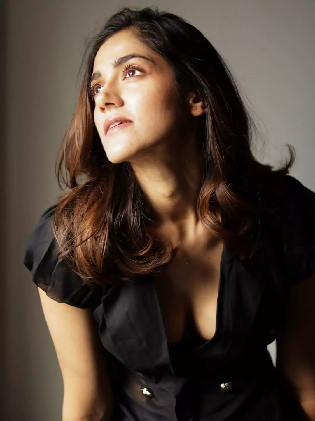 Simran Choudhary Stuns in Beachside Look