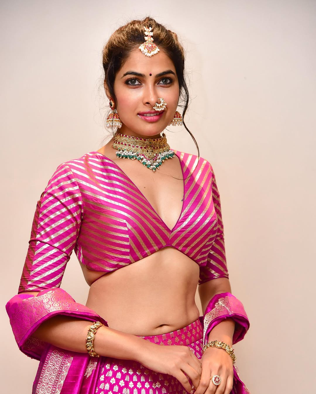 Divi Vadthya Flaunts Fierce Fitness Look, Bigg Boss Star Turns Heads