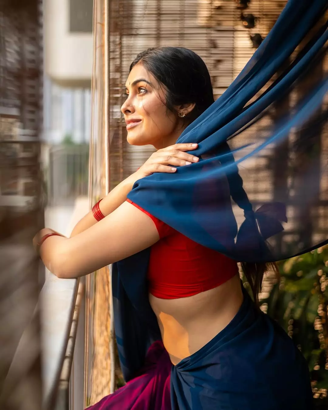 Divi Vadthya Flaunts Fierce Fitness Look, Bigg Boss Star Turns Heads