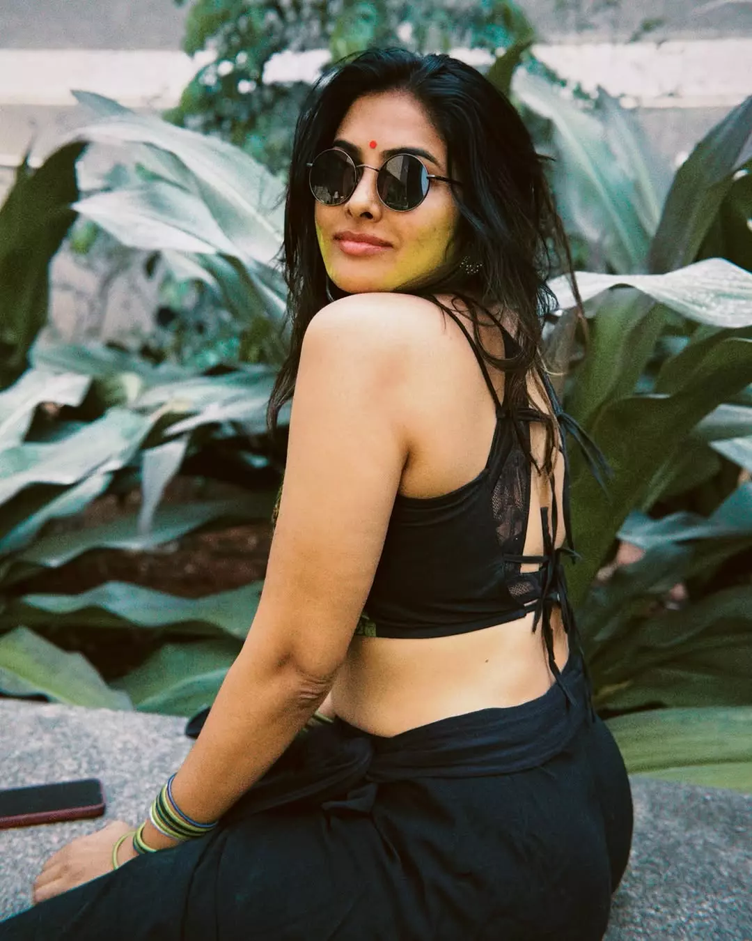 Divi Vadthya Flaunts Fierce Fitness Look, Bigg Boss Star Turns Heads Divi Vadthya Flaunts Fierce Fitness Look, Bigg Boss Star Turns Heads