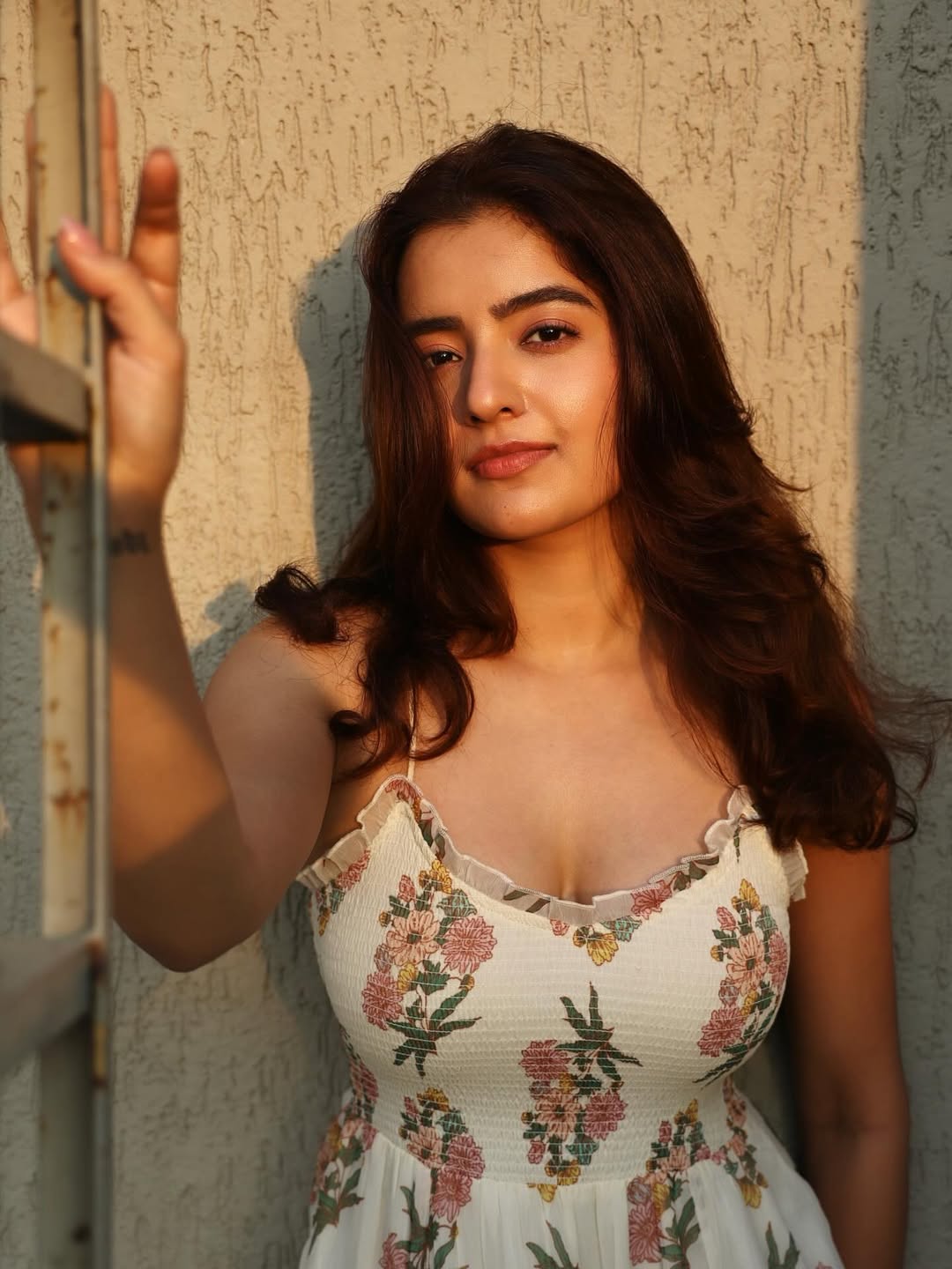 Rukshar Dhillon Living Her Golden Moment Rukshar Dhillon Living Her Golden Moment