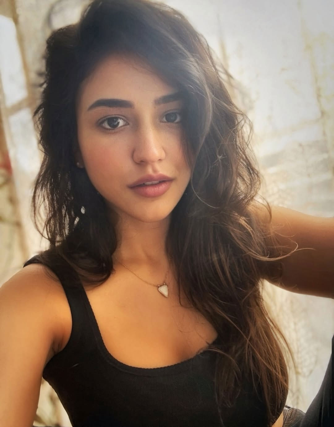 Priyanka Jawalkars Glam March Post Wins Hearts on Instagram Priyanka Jawalkars Glam March Post Wins Hearts on Instagram