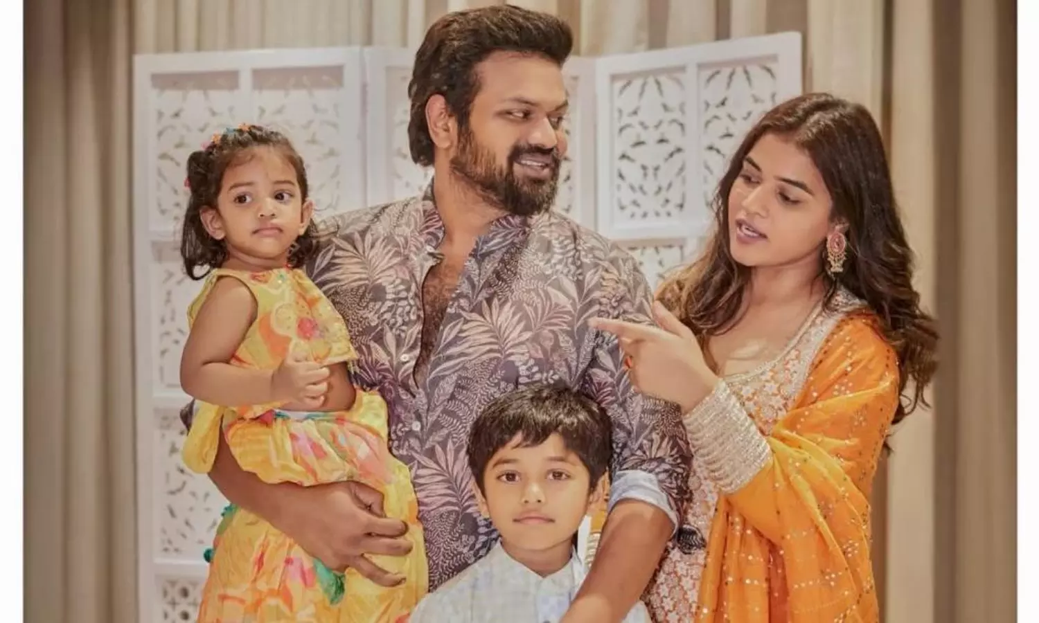 మనోజ్- మౌనిక@ 3 ఏళ్లు.. హెల్ప్ చేయడంలో ఇద్దరూ నెం.1! మనోజ్- మౌనిక@ 3 ఏళ్లు.. హెల్ప్ చేయడంలో ఇద్దరూ నెం.1!