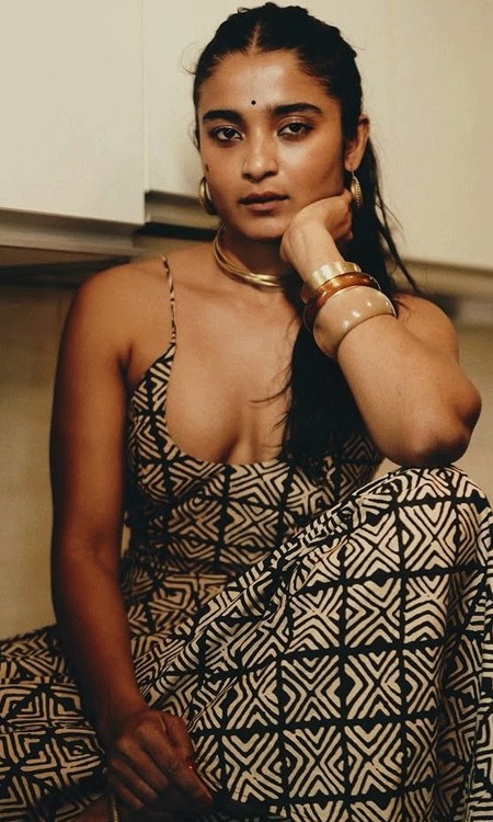 Chaithra J Achar Is The Apple of Your Eye