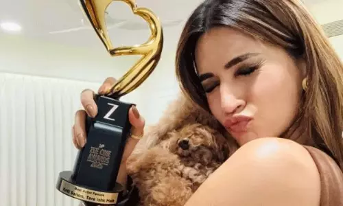 అవార్డుల‌పై గౌర‌వం అందుకే త‌గ్గింది! కంగ‌న‌-యామీల‌ను కాద‌ని కృతికి!?