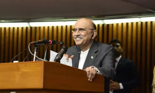 పాక్ గుండెల్లో మెరుపు వణుకు.. జర్దారీ సంచలన వ్యాఖ్యల వెనుక అసలు కథ ఇదేనా?