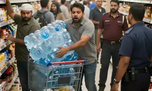 నీటి సరఫరా ఆగిపోతుందా? UAEలో బాటిల్ వాటర్ కోసం పోటీ… ప్రభుత్వం క్లారిటీ