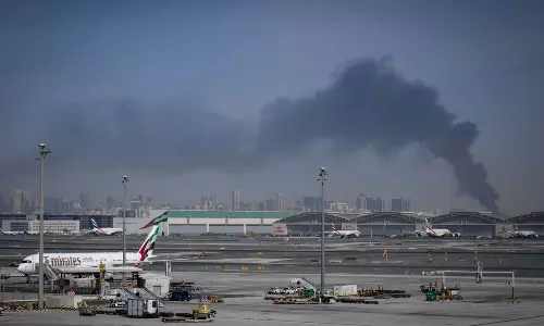 ప్రపంచంలోనే రద్దీ ఎయిర్‌పోర్ట్‌కు షాక్.. ఖాళీ అయిన దుబాయ్ విమానాశ్రయం