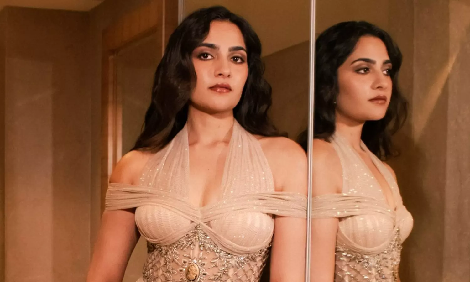 కనకవతి కూడా హద్దులు చెరిపేసిందా? కనకవతి కూడా హద్దులు చెరిపేసిందా?