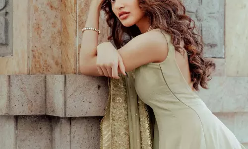 Happy Holi! Sreeleela Stuns Fans in Ethnic Look