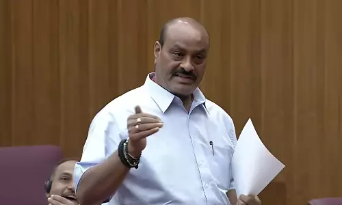 మండలిలో మళ్లీ దుమారం.. మతాల ప్రస్తావనతో ఉద్రిక్తత