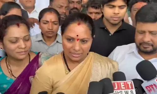 జై ఆంధ్ర నినాదం.. కేక పుట్టించిన కవిత