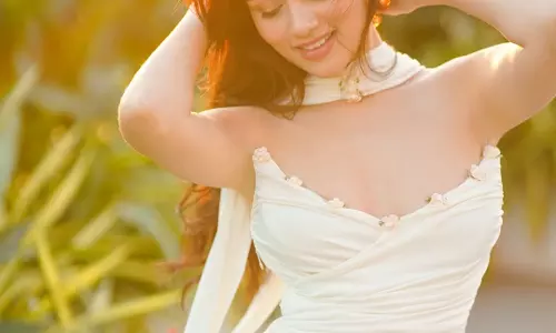 Golden Hour Glow: Nishi Saxenas Ethereal White Gown Photo and TV Stardom