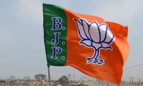 బీజేపీ తీరు ఇంతేనా.. మ‌రిచిపోతున్న సంగ‌తులు.. !