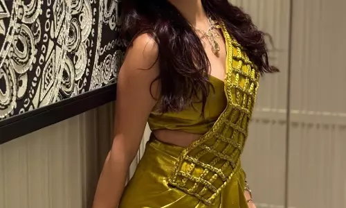 Nyra Banerjee’s Stunning Ethnic Photoshoot Goes Viral