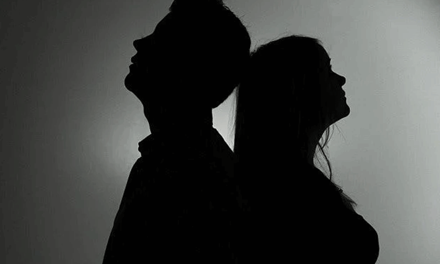 తండ్రీ-కూతుళ్ల మ‌ధ్య ఫైటింగా?