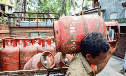 ప్ర‌భావం లేదంటూనే.. బండ బాదుడు!