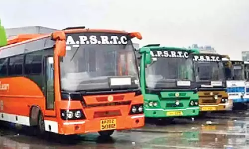 సీఎం దుబారా సరే.. ఆర్టీసీ ఇష్యూలో కాగ్ చెప్పిన లాస్ లెక్క సంగతేంటి జగన్?