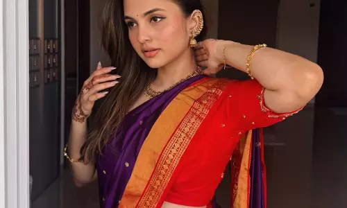 Sai Ramya Pasupuleti Looks Stunning in Traditional Saree Glam